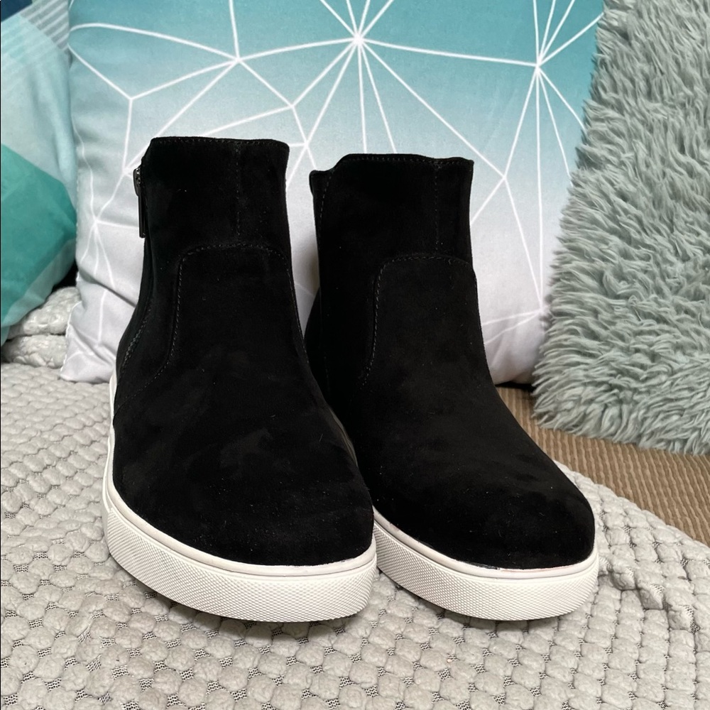 IZOD Shoes | Mila Memory Foam Suede High Tops